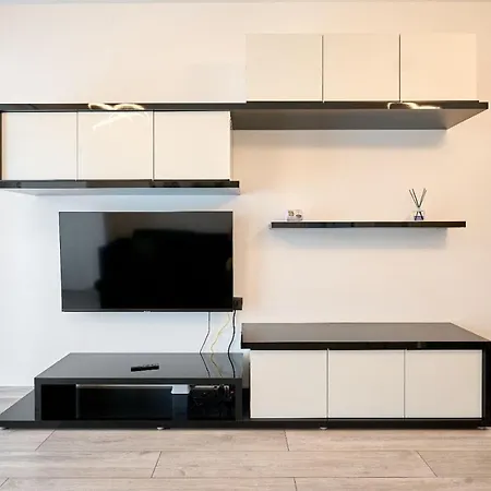 Onix - Infinity Pool & Spa Apartament