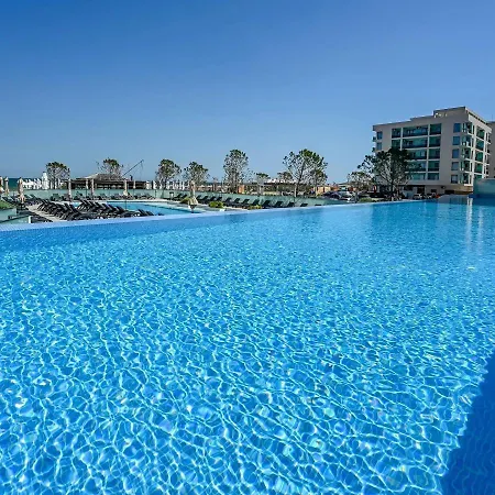 Onix - Infinity Pool & Spa 3* Năvodari