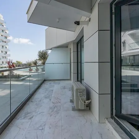 Apartmán Onix - Infinity Pool & Spa *