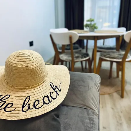 Onix - Infinity Pool & Spa Apartament 3*