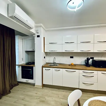 Onix - Infinity Pool & Spa Năvodari