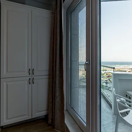 Onix - Infinity Pool & Spa Apartament Năvodari