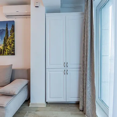 Onix - Infinity Pool & Spa